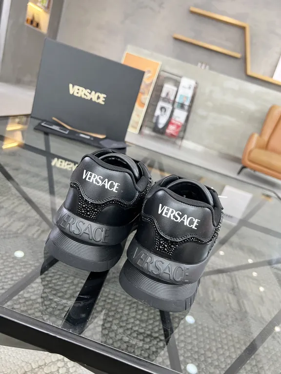 Versace Shoe 